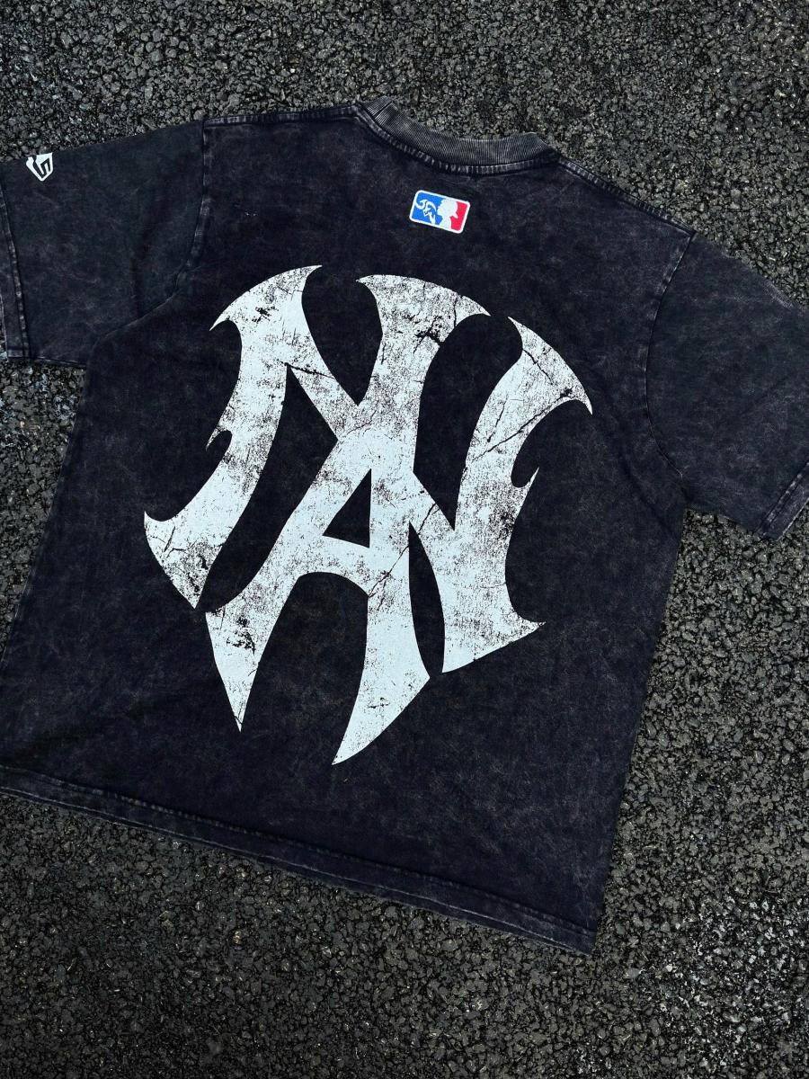 “NEW AURA” WASHED BLACK TEE