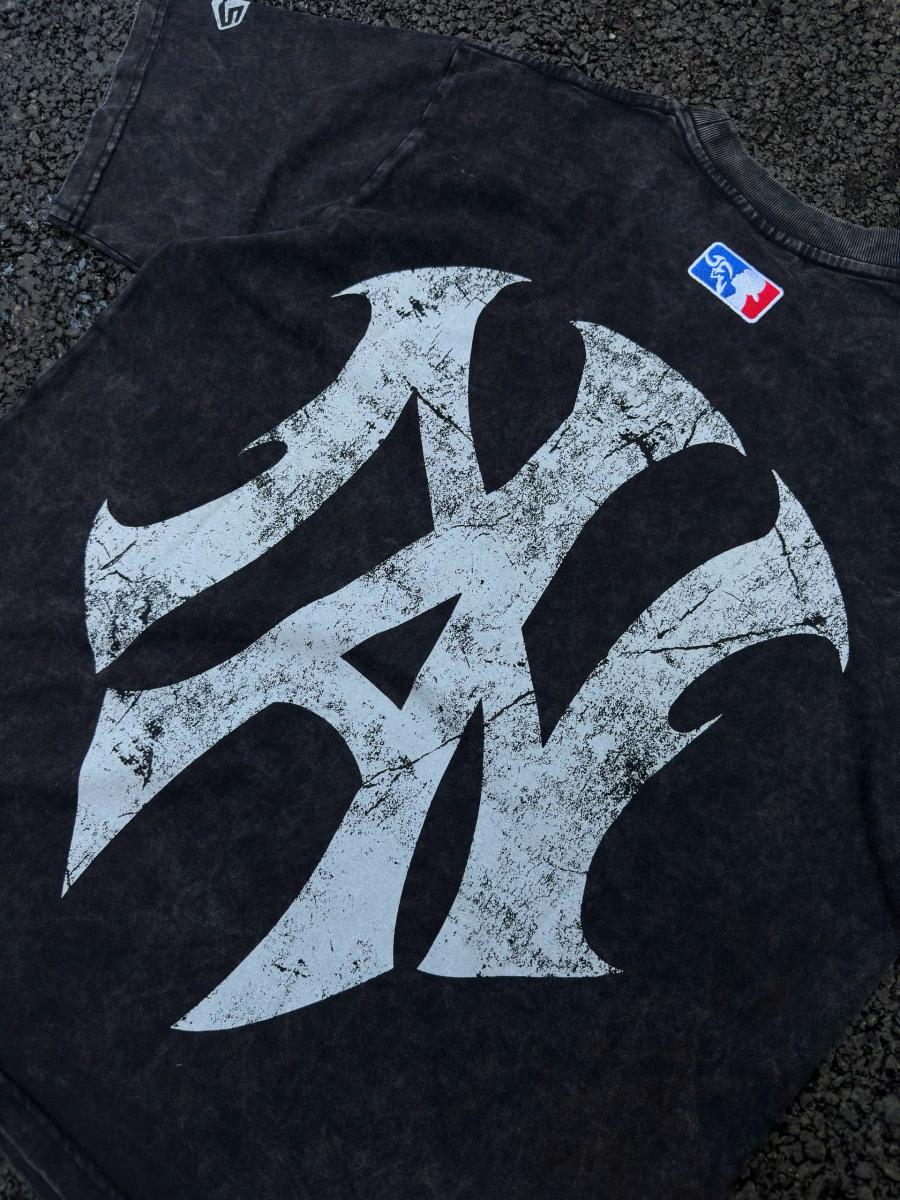 “NEW AURA” WASHED BLACK TEE - 4