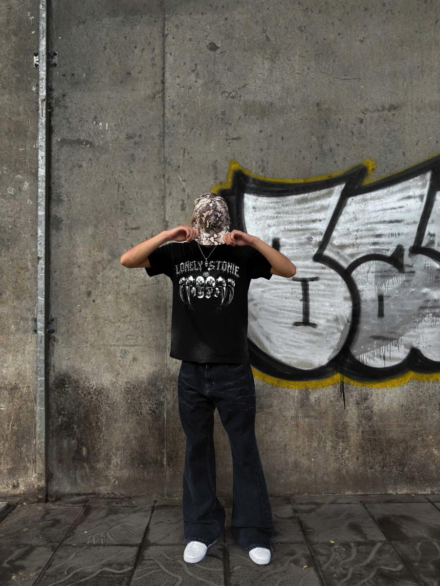 SMILEY Washed Black Tee - 6